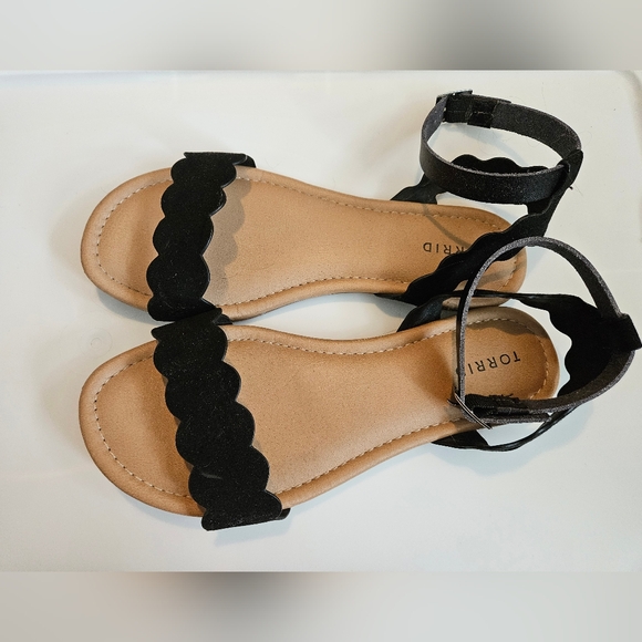 Black Torrid Ankle strap sandal - Picture 1 of 2